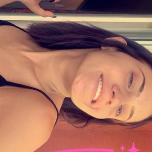 Meet your Posher, Hailey